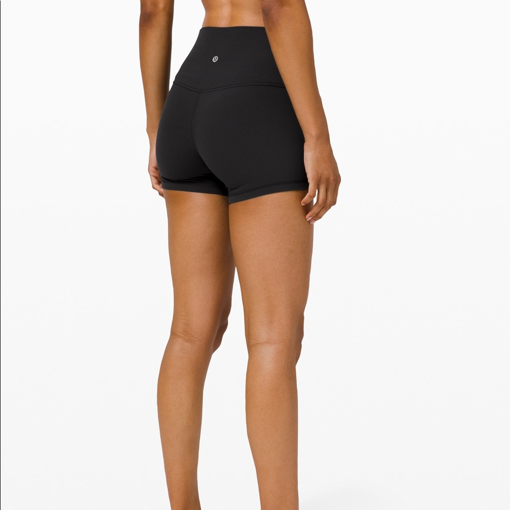 Lululemon Align High Rise shorts